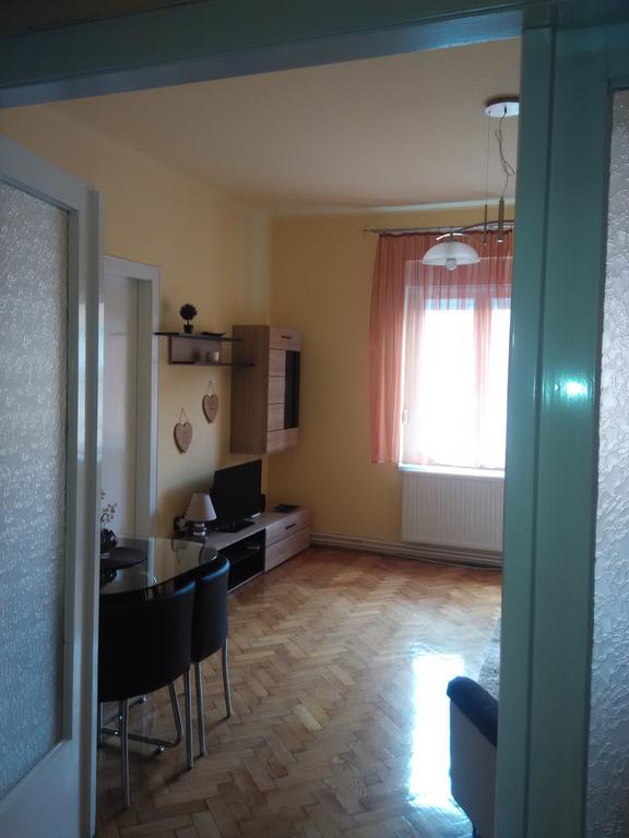 Anna Apartmanok Peçuy Dış mekan fotoğraf