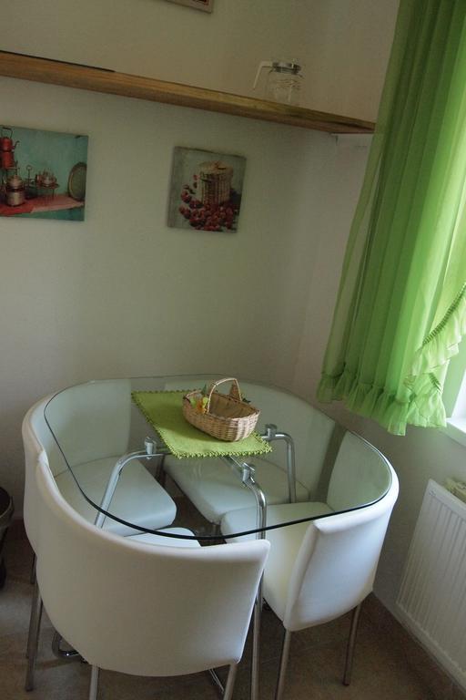 Anna Apartmanok Peçuy Dış mekan fotoğraf